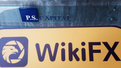 Một chuyến thăm trang web tới P.S. CAPITAL Ở cyprus