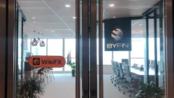 एच। ब्रोकर का दौरा BYFX HK