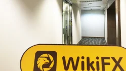 홍콩 브로커 방문 CAPITAL