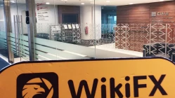 Một chuyến thăm trang web tới CIMB BANK ở Malaysia