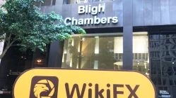 ऑस्ट्रेलियाई दलाल Spectrum नहीं मिला