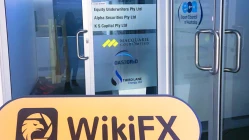 Thăm ALPHA TRADEX ở nước Úc