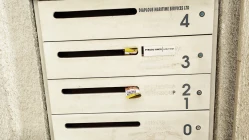 एक साइट पर जाएँTradeberry साइप्रस में - कार्यस्थल बहुत बड़ा नहीं है