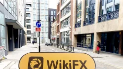 के लिए एक यात्राSaveFX लंदन में ब्रिटेन - कोई कार्यालय ढूँढना