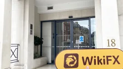 Una visita alla valuta esteraGoldoneo nel Regno Unito - Finding No Office