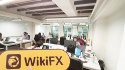 A Visit to famous Aximtrade in Singapore -- Spacious office space with branches around the world