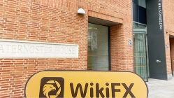 Kunjungan keCzarnikow di Inggris -- Finding No Office