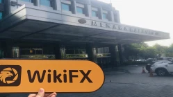 Une visite àAGRODANA à Jakarta Indonésie -- Échelle de bureau incertaine