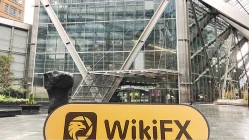 Kunjungan keLIZFX di Inggris -- Finding No Office