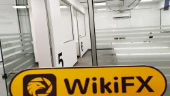 ПосещениеPRCBroker в Никосии, Кипр - большой офис