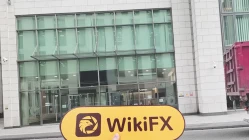 Isang Pagbisita sa sa UK -- Finding No Office