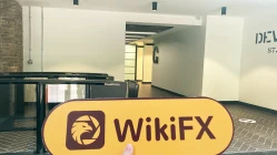 Kunjungan keQ8tradefx  di Inggris -- Finding No Office