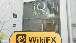 เยี่ยมชม West Capital ในแคนาดา -- ไม่พบสำนักงาน