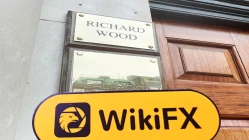 Una visita a NYFX nel Regno Unito -- Nessun ufficio trovato