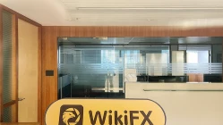 Una visita a WOCOM en hong kong - oficina encontrada