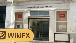 kunjungan ke FxPro di Inggris - kantor ditemukan