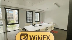 una visita a CWG Markets nel Regno Unito - ufficio trovato