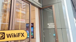 Kunjungan ke Head & Shoulders di Hong Kong - Kantor Ditemukan