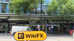 A Visit to EightCap in Australia - Office Found