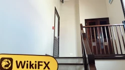 参观塞舌尔的SQUAREDFINANCIAL - 办公室发现