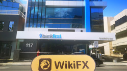  Kunjungan ke Bank First di Australia - Kantor Ditemukan