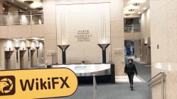 Isang Pagdalaw sa Questrade sa Canada - Natagpuan ang Opisina