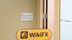 เยี่ยมชม Jack Filled ในประเทศแคนาดา - พบสำนักงาน