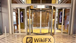 Une visite chez STARTRADER aux Émirats arabes unis - Bureau trouvé