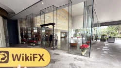 Una visita a Allianz a Hong Kong - Ufficio Trovato