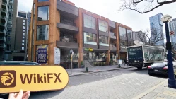 カナダのYORK FXを訪問 - オフィス発見