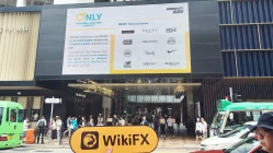 Une visite chez TG à Hong Kong - Bureau trouvé