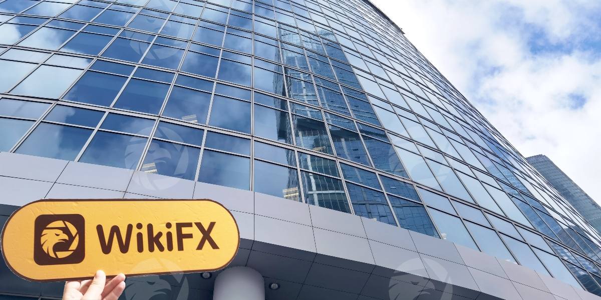 C:\Users\WikiGlobal\Desktop\1360193988-IFC Bank\processed_1754642868_48897cd3_img3_v1.jpg