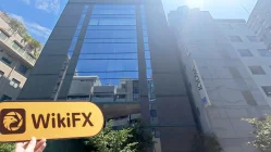 Une visite chez INVAST au Japon - Bureau trouvé