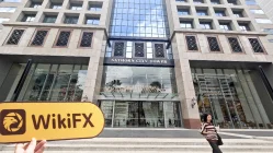 थाईलैंड में ASIA PLUS की यात्रा - कार्यालय मिल गया