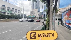 زيارة إلى Royal Trades في تايلاند - لم يتم العثور على مكتب