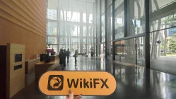 Henderson Palmer Singapur  Verificado: No se encontró presencia física