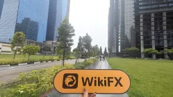 DXtrade Singapore  Verified:  No Physical Presence Found