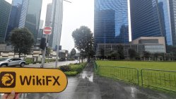 EURONEXT FX Singapour  Vérifié : Aucune présence physique trouvée