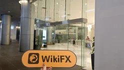 Blackrock 싱가포르  확인됨:  운영 사무실 확인됨