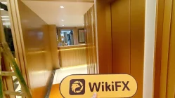 Grand Capital Гонконг  Подтверждено:  Операционный офис подтвержден