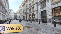 iDealing.com สหราชอาณาจักร  ตรวจสอบแล้ว:  ไม่พบการมีอยู่ทางกายภาพ