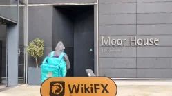 INTL Reino Unido Verificado: Nenhuma Presença Física Encontrada