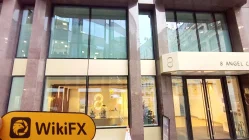 Plus500 Regno Unito  Verificato:  Ufficio operativo confermato