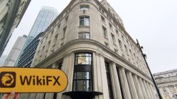 MAXISINVESTMENTS Reino Unido Verificado: No se encontró presencia física