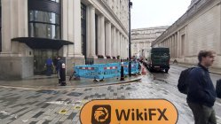 MAXISINVESTMENTS Reino Unido Verificado: No se encontró presencia física