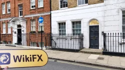 CFS Regno Unito  Verificato:  Nessuna Presenza Fisica Trovata