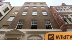 Equiti Regno Unito  Verificato:  Nessuna Presenza Fisica Trovata