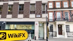 PremierForex Royaume-Uni  Vérifié :  Aucune présence physique trouvée