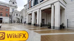 Swift Stroke Options Britania Raya  Terverifikasi:  Kehadiran Fisik Tidak Ditemukan