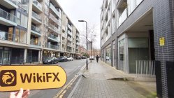 livetradeprofits.com 영국  확인됨:  실제 사무소를 찾을 수 없음